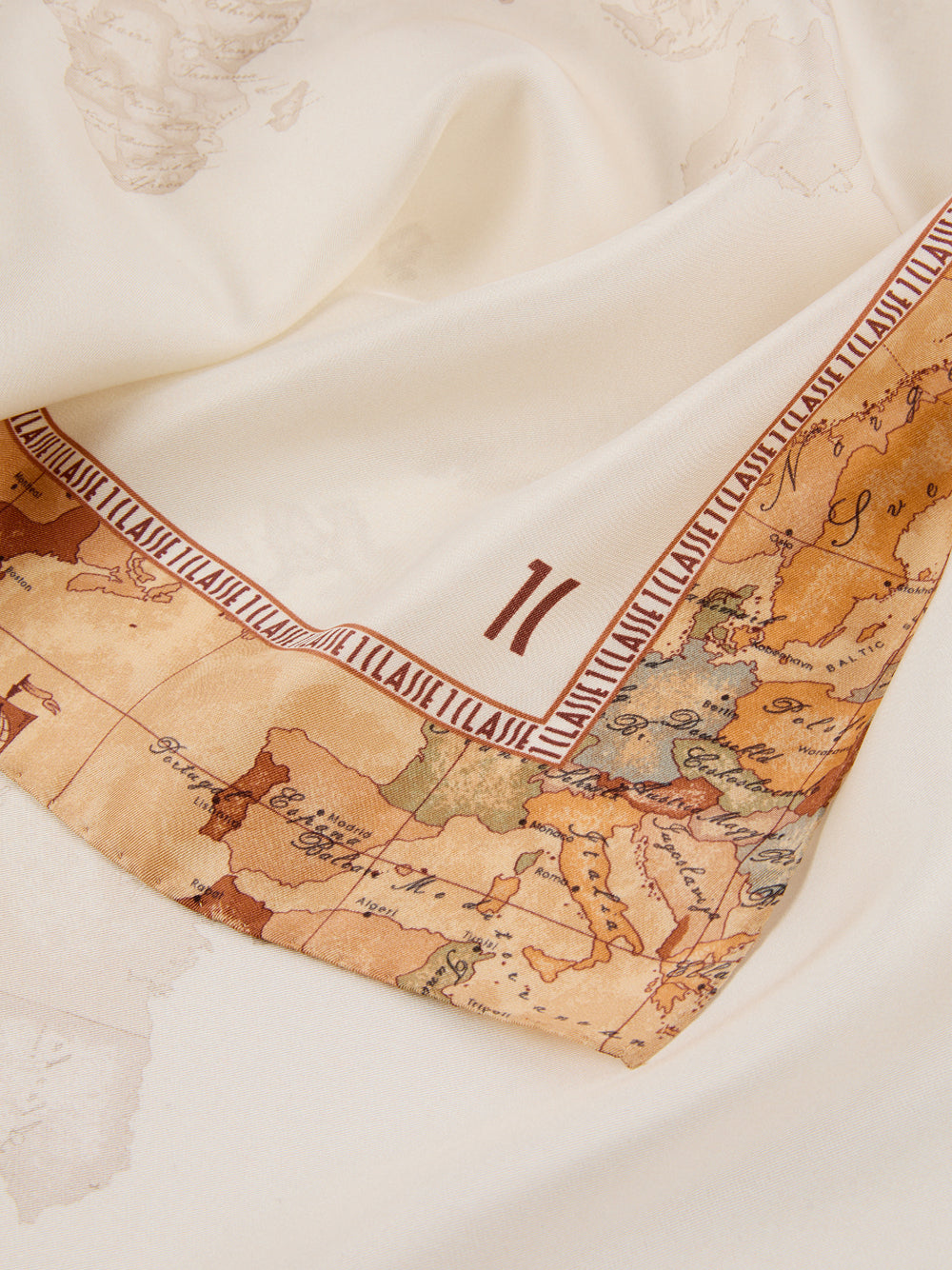 PRIMA CLASSE FLASH Alviero Martini Foulard Geo Mix In Seta 70x70 Bianco