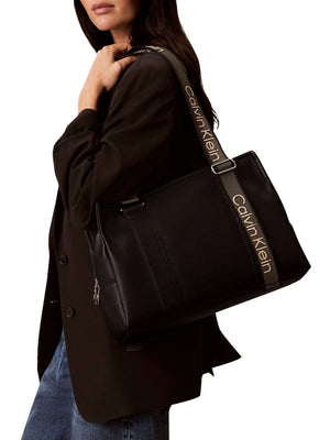 CALVIN ACC.2USCITA Borsa a Mano Donna - Nero